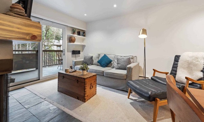 Vail Condo | Fallridge 403 - Inviting Two Bedroom