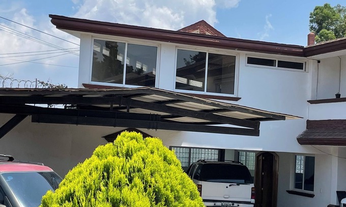 Zona 10 House | Familiar Relajante Para Grupos Grandes a 3 min Casa de Dios