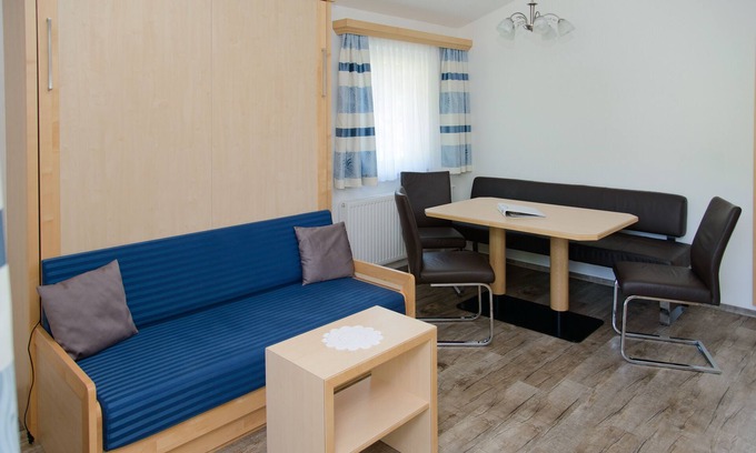Moosburg Hotel | Familienappartement 55m2 Pool+ Kinderspielplatz Kärnten Card Inklusive