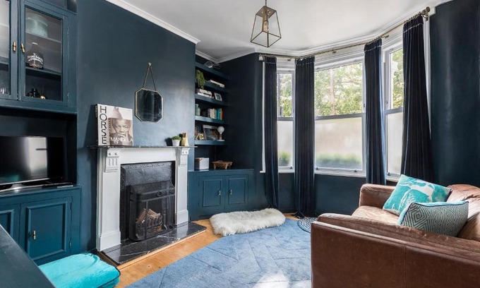 Sands End Apartment | Family 2BR apt in Fulham, 10 min to Imperial Wharf