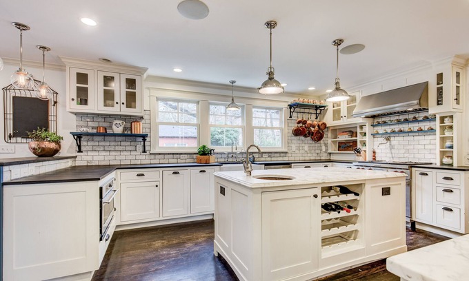 Lower Chautauqua House | Family and Pet Friendly Central Boulder Home with beautiful outdoor space