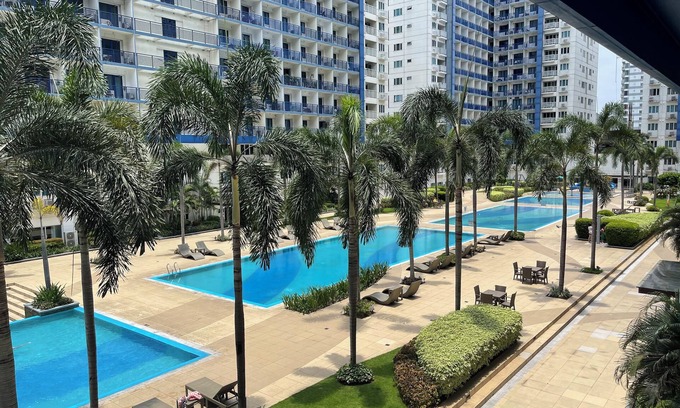 Pasay Condo | Family/Barkada 2 tandem rooms for 6-8 pax Sea Residences Mall of Aisa