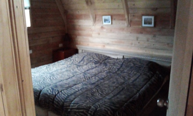Puyehue Cabin | Family cabin in Ñilque, Puyehue, 15 km from the hot springs.