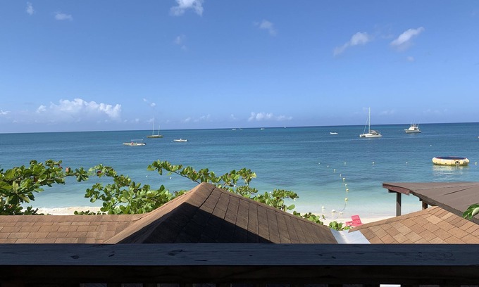 Negril Villa | Family Comfort in Jamaica - Enjoy 7 miles of White Sand Beach! by RedAwning