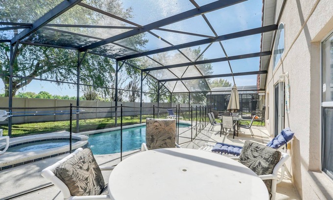 Solana Villa | Family Friendly 4 Bed Game Spa Pool Home- 1112SB
