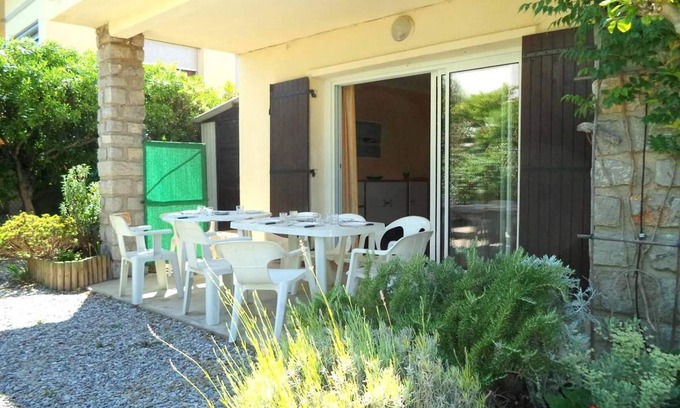 Narbonne-Plage Apartment | Family-Friendly 4-Room Apartment, Sleeps 8, Steps from Beach in Tranquil Narbonne Plage