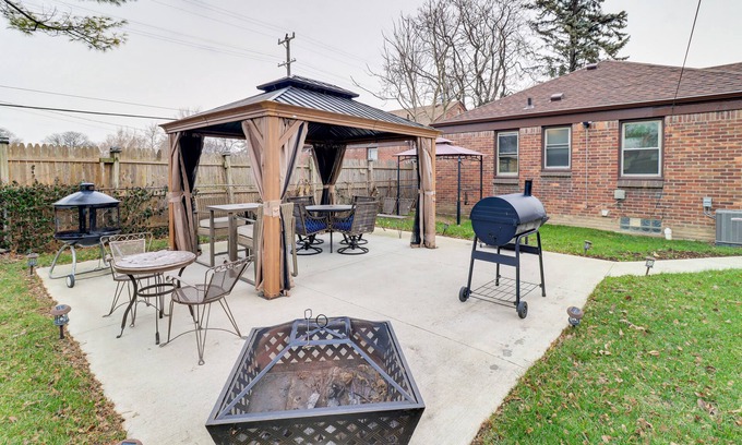 Detroit House | Family-Friendly Detroit Home: 12 Mi to Downtown!
