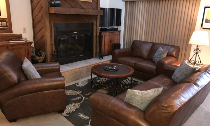Frisco House | Family friendly Frisco townhouse ideally located in Summit county. Sleeps 10-11