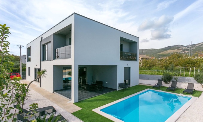 Kastel Novi House | Family friendly house with a swimming pool Kaštel Štafilić, Kaštela (K-23486)