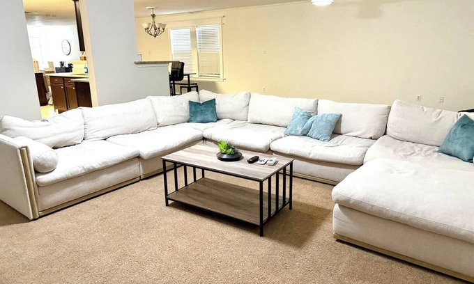 West San Antonio House | Family-Friendly Retreat 7 Min from Lackland AFB - Pet-Friendly