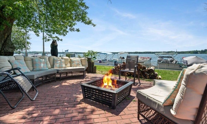 Mayfield Apartment | Family-friendly with Fife Lake access