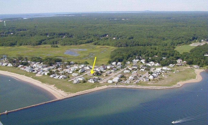 Biddeford Cottage | Family Get-a-way/Beach Access/View of Saco River-See Reviews