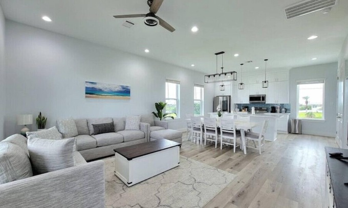 Indian Beach House | Family Getaway! Ocean View 4B/3B New house!n