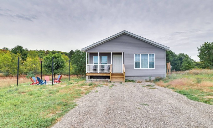 Rapid City Cottage | Family Home in Rapid City ~ 4 Mi to Torch Lake!