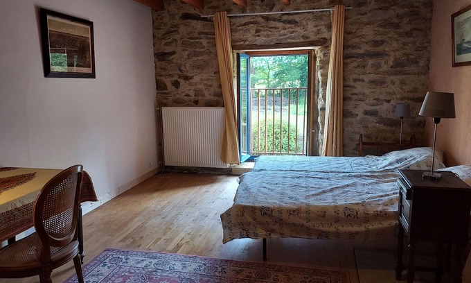 Surzur House | Family house of character in a bucolic setting
