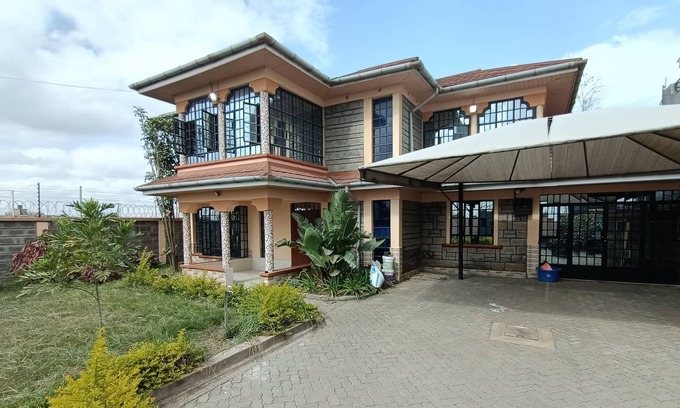Syokimau House | Family Mansion With a touch of Luxury near Airport