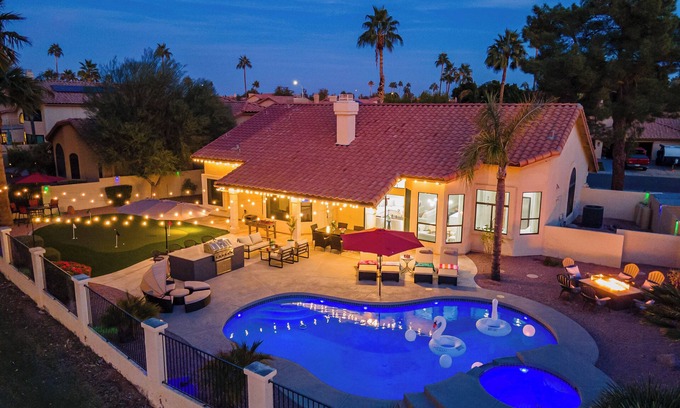 Ocotillo House | Family Oasis! Free Heated Pool+Spa, Golf+Lake View, BBQ, Putting Green, Fire Pit