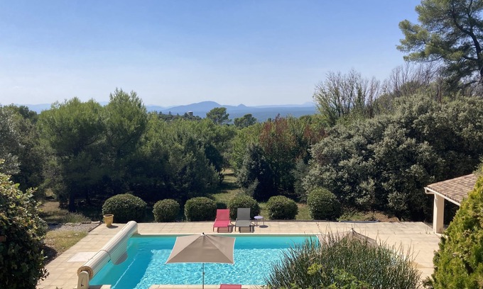 Tourtour House | Family property with large swimming pool, park and superb landscape as far as the eye can see