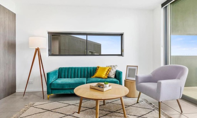 Birtinya Apartment | Family size 2brm apt water views opp hospital