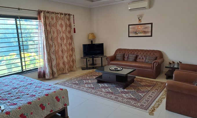 Islamabad House | Family Suite, 2 Bedroom with common bath, and a dinning room