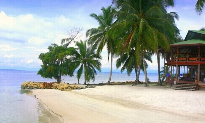 Bocas del Toro Bed & Breakfast | Family Suite #4 Ocean View