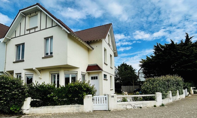 Hardelot-Plage Villa | Family villa -Hardelotoise-150 m from the beach - Garden
