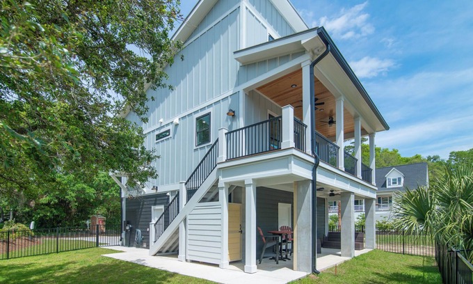 Pawleys Island House | Fancy Nancy Super retreat in Pawleys Island BRAND NEW HOUSE