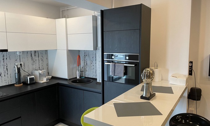 Militari Apartment | Fancy Westpark 2 Residence Lake View W7