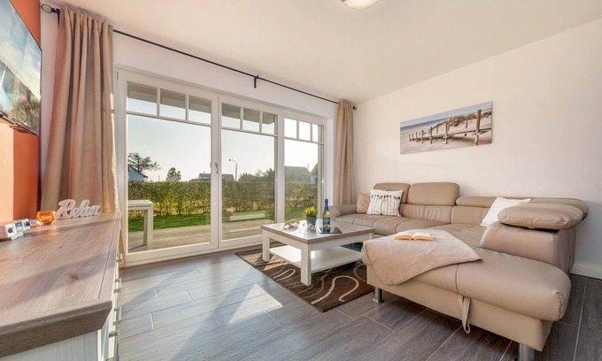 Zingst Apartment | Fantastic vacation apartment in a quiet location with terrace