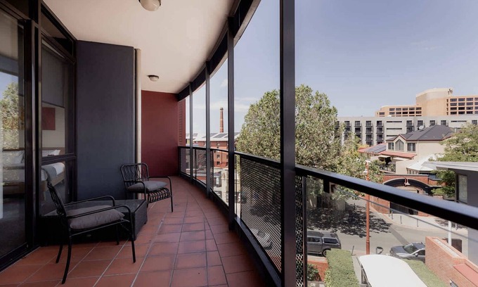 Hobart Central Business District Apartment | Fantastic CBD Apartment with Views