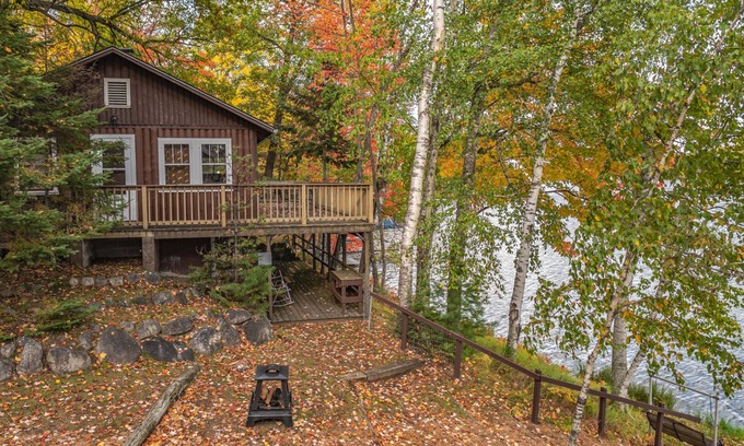 St Germain Cabin | Fantastic lakeside cottage on Little Saint Germain Lake