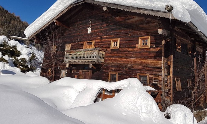 Rauris Cabin | Fantastic mountain hut from 1550 close to the stream