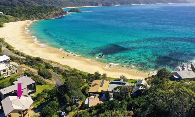 Seal Rocks House | Far Shore - Byo Linen