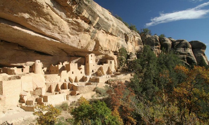 Mesa Verde National Park Hotel | Far View Lodge