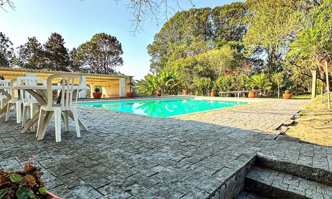 Biritiba-Mirim Other | Farm with easy access - Swimming pool and barbecue