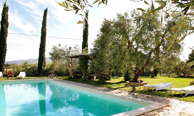 Grosseto Other | Farmhouse Apartment 'Agriturismo Il Gaggiolo' with Shared Pool, Wi-Fi and Air Conditioning