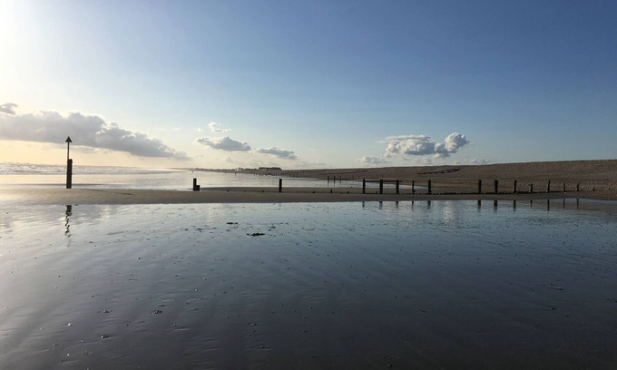 Chichester House | Farmhouse Holiday Lodge, near West Wittering beach, Chichester & Goodwood