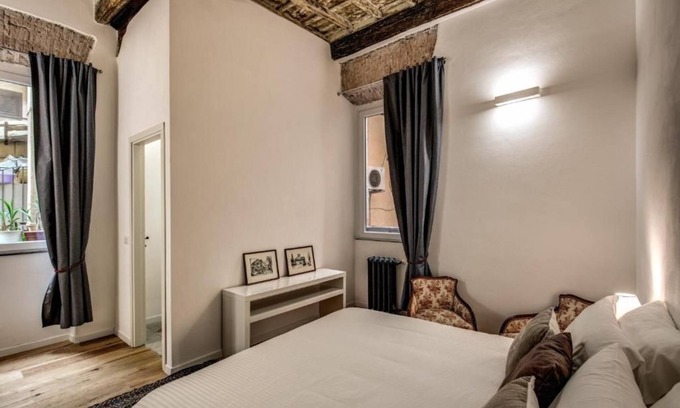 Trastevere House | Farnese House in Rome