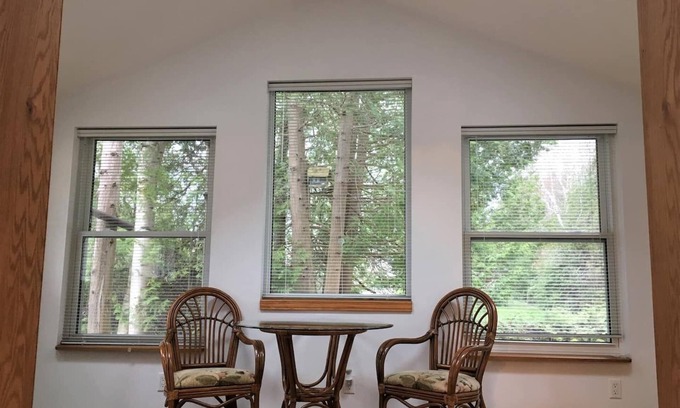 Sauble Beach Cottage | Feel the Space! Beautiful Three Bears' Cottage in Sauble Beach!