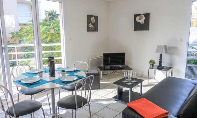 Cros-de-Cagnes Apartment | Felicita by Interhome