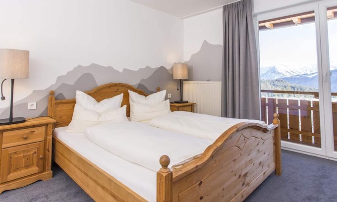 Mittelberg Apartment | Fellhornblick: Doppelzimmer Nr. 109 - Alpengasthof Hörnlepass