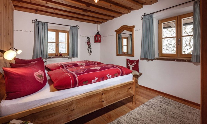 Ramsau bei Berchtesgaden Apartment | Ferienwohnung "Beim Sepperl" im Zuhäusl, 1-2 Personen, 40 qm, Dusche/WC, Südbalkon, TV, 1 Schlafzimmer,Nichtraucher
