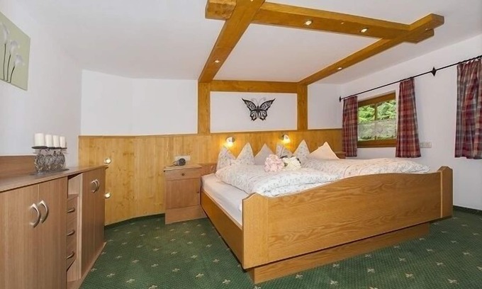 Ramsau bei Berchtesgaden Apartment | Ferienwohnung Hochkalter, 1-2 Erwachsene + 1 Kind, 40 qm, Dusche/WC, TV, W-LAN, Ostbalkon, 1 Schlafzimmer, Nichtraucher