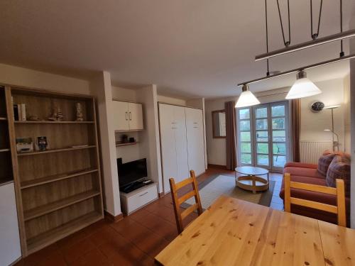 Dranske Apartment | Feriendorf Rugana - Komfort 1-Raum Ferienwohnung mit Terrasse C11