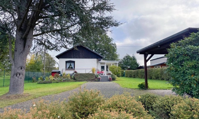 Altenkirchen Apartment | Ferienhaus Johannistal - Ferienhaus Johannistal mit Großem Garten