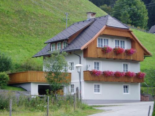 Gnesau Apartment | Ferienhaus Leeb