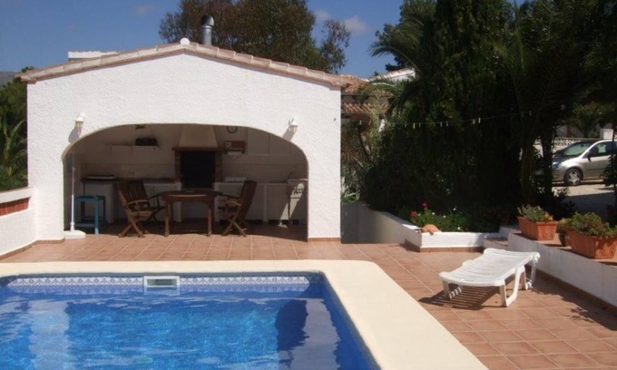 Empedrola House | Ferienhaus mit 2 Bädern, Grillhaus in Schöner Ruhiger Umgebung