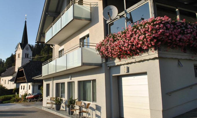 Sankt Martin am Techelsberg Apartment | Ferienwohnung St. Martin 28