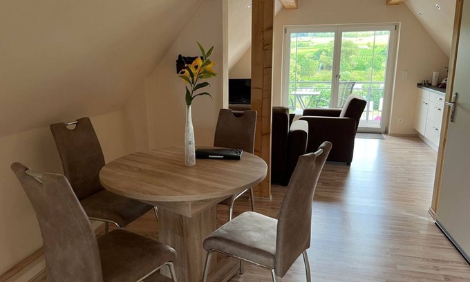 Uerzig Apartment | Ferienwohnung 2 - Mosel-ferienwohnungen
