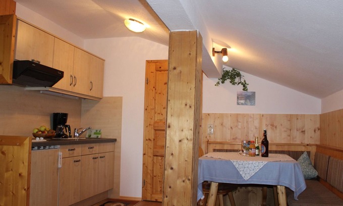 Bichl Apartment | Ferienwohnung 6 Teisenbergblick, 4 Personen, Schlaf- und Wohn/schlafraum, 48 m²
